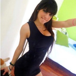 ¿Quieres mi WhatsApp? Gánatelo. 
Solo pienso que algún dia dejare de cometer errores con mis amores y empezare a encontrar al amor de mi vida.