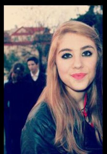 chiki_cflc's profile picture. Chica rubia de 15 añitos,amante de la fiesta & adoro estar rodeada de mi gente:3 ~Si sabes lo que vales, buscate lo que te mereces #~