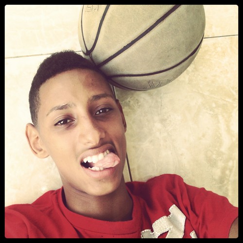 Soy Pur0 De C0raZ0n ♥ y no heee que yo soy raro heee que tu eres muy comun ------ 100% dominicano I LoVe baske
