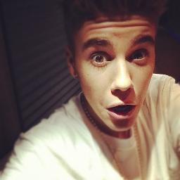 @justinbieber @SEPalmeiras ❤️