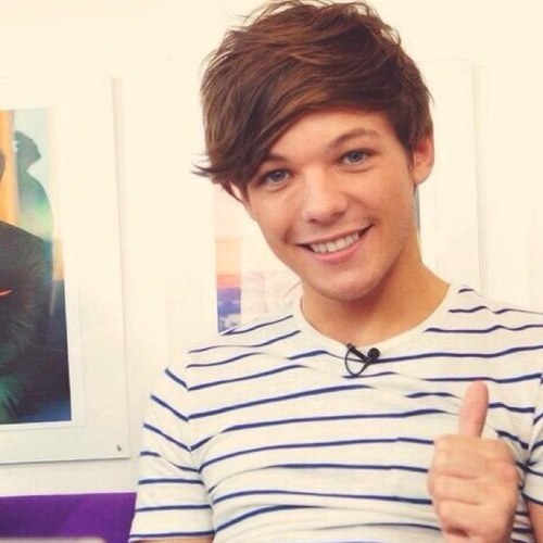 i dont think Louis is appreciated enough so i dedicated an account to tweet about everything i love about him look where my life is going