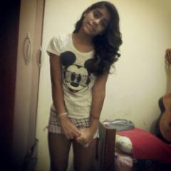 -Ela é fã de rap,tatuagem,skate ; ( 8