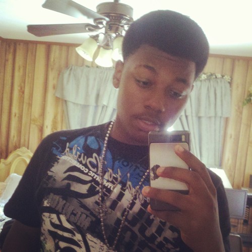 !!U NEED 2 FOLLOW ME B@CK WIT YO HATIN AZZ!!