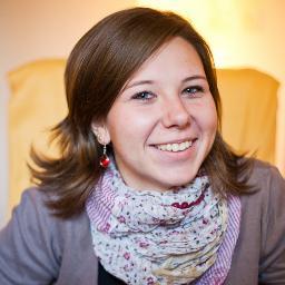 Verjamem v sonce. Tudi takrat ko ne sije. Bodoča žena, hči, sestra in prijateljica. Organistka, zborovodkinja in katehistinja. Študentka. In ZA življenje.