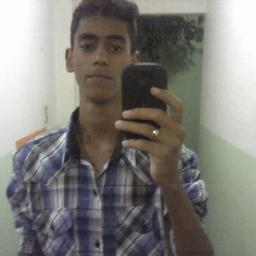 Curto muito o trabalho do Arisley Mello e por isso fiz esse Fc :18 anos, namorado da Jubs linda, e Cantor de Musica Sertaneja.