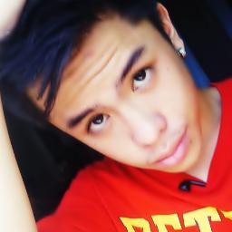 John | '96 | Pinoy | Human beatboxer | Single pringle