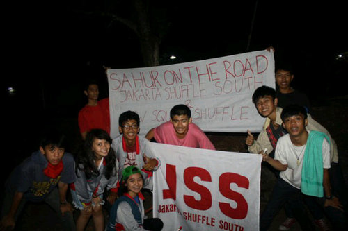 We are the new generation of Jakarta Shuffle South and we're not just team, but we're family:D
  Contact Person: EzzyPratama 32807FFC - 088112967999