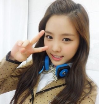 Verified Roleplayer at @FlapjackRP ┆Son Naeun of APink┆ #94-Liner [1o.o2] ┆In dreams and in love there are no impossibilities ┆