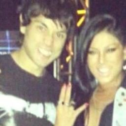 Sou Fã e Fico feliz por saber que o meu gostar não e direcionado ao um vazio é sim ao um ser humano muito especial Amo vocês @halan_  @NataliaiOficial