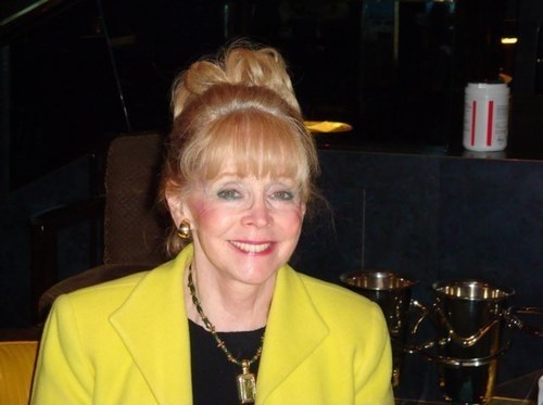 Born again believer, mother of two grown children, over 42 years in real estate sales, former piano teacher - giving God the glory!