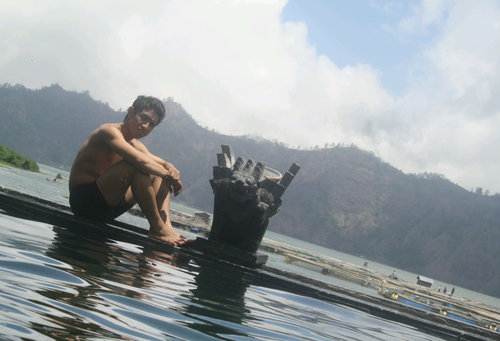 Anantara_putra's profile picture. Live is an Adventure | I was born in Denpasar 3 Oktober 1992 | Ceramcam Kesiman || Rai lover
