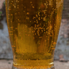 Uneducated beer reviews for the uneducated beer drinker. Reviewed in the heart of Canada.