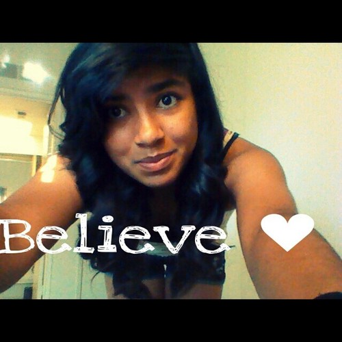 Hey im Mariah ♡  life goes on so just be who you want to be now what others want to see well i lovr u lol ^~^ bye