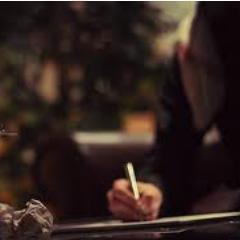 قد يكون البوح بين الغُربآء أجمل *♡̷̷̷