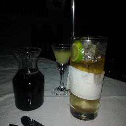 alvarez_e_rojas's profile picture. 