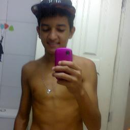 euu --' tenhoo 14 aninhoos, Pisciano, Curto Pagode &.nem vem com falsidade que num cola ¬'  música, coca-cola..saber mais ? follow-me ee  me conheçaa*--*Beijoos