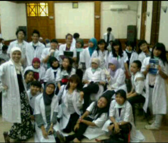 We're Occupational Therapist who help everyone with varian problems about Activity Daily Living, Productivity, Leisure || we love, we care, we are family