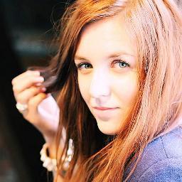 SM & Communication. Strong-willed and highly motivated. Sharp thoughts. Deep feelings. Photography.