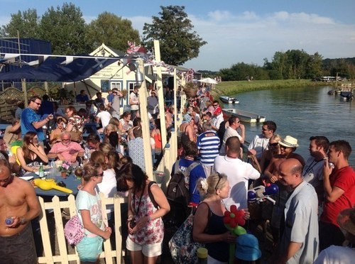 The Waterside, Arundel is a family run Tea Garden & Bistro located on the banks of the River Arun, overlooked by historic Arundel Castle,
