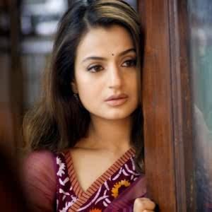 Bollywood --- Love Ameesha Patel.