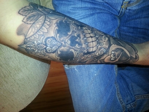 growlertats's profile picture. 