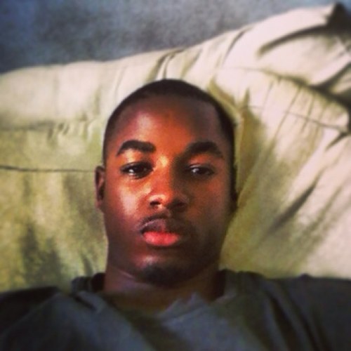 flybry92's profile picture. fútbol la vie! FutureElectricalEngineer #teamsoccer, #teamaviation, #teamaquarius, #TeamBahamas