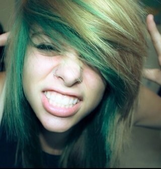 Haio. I just tweet random flubber. I love Pierce The Veil, Sleeping With Sirens and Memphis May Fire. Best. Bands. EVA. I sound like such a loser.