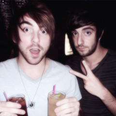 EmpireOfJalex's profile picture. if you ship jack barakat and alex gaskarth together clap yo' hands