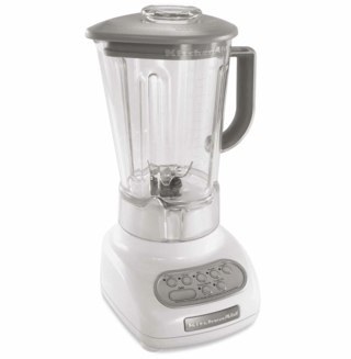 Kitchen_Blender's profile picture. tweeting live via the kitchen, yo