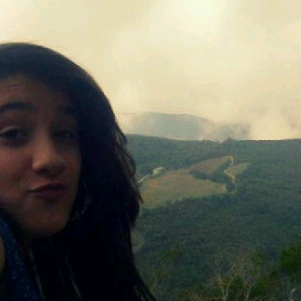 13. Me gusta jugar tenis, salir con mis amigos, aspirante a odontologa, Boyfriend @Imcarlosdt♥.