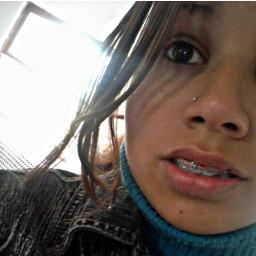 Story of my life
Searching for the right
But it keeps avoiding me
Sorrow in my soul
'Cause it seems that wrong
Really loves my company ♪