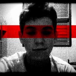 Faço videos relacionados a Minecraft, e alguns outros games.