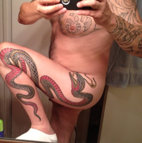 http://t.co/mJ6DcVQDY3 for some hot vids NO women or eggs!! mssg me any kind of question i will answer honestly. lover of hairy or fuzzy men. tat lover