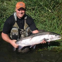custom rod builder creating heirloom quality rods