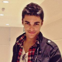 Joel_Bergoza's profile picture. Sou uma pessoa bem descontraída e que adora saber de tudo!