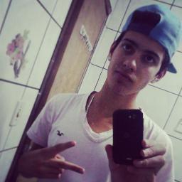 Se for dirigir não beba, se for beber me chama.