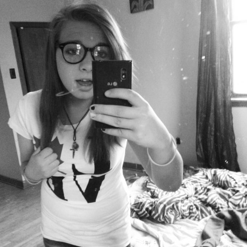 follow me i follow you :) 3