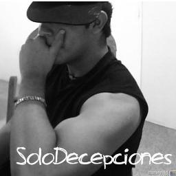 VIVO y MUERO por @mhernandez23