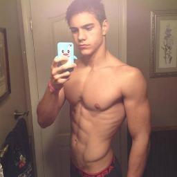 Mis tuits son como las olas, vienen y se van.  Crossfitero, tuitsar in progress.