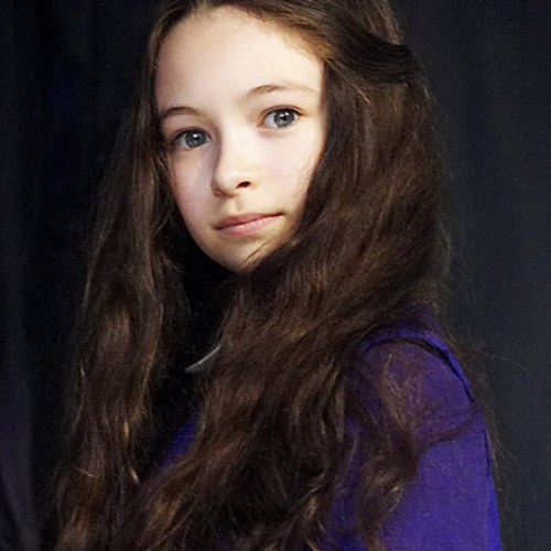 My name is Charlotte DeLaney and I am in third grade. I get very good grades and I like talking to people. [OC|RP]
