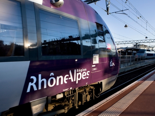 La #SNCF c'est notre passion ... ! Retrouvez les infos de la ligne - Usagers #TER #SaintéLyon #TERRhôneAlpes