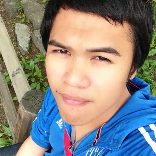 ชีวิต...เริ่มต้นด้วนคำว่า...*ฝ่าฟัน*