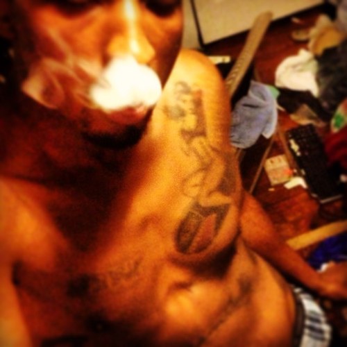 RazugoldenRPG's profile picture. #paymentplan

 Music is my life. I is my culture.