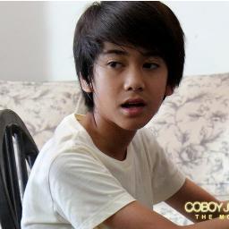 12mischa's profile picture. pindah akun @gitapnurry