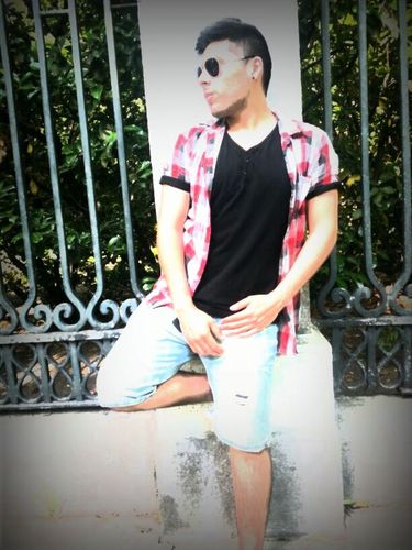 Soy l imperfeccion k puede acer tu mundo perfecto!!vivo la vida a mi manera!! RRPP LISTAS ROCKERZ/PLAYER FABRIK