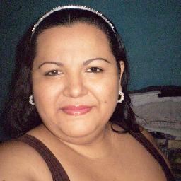 Soy TSU en Enfermería con Diplomado en Cuidados Intensivos.