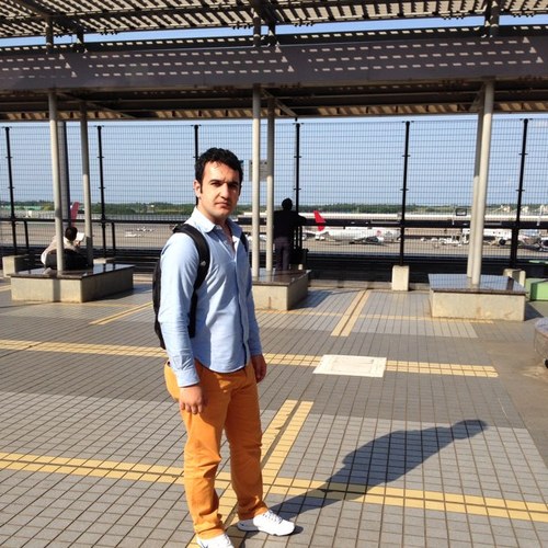 dj_sukr's profile picture. 