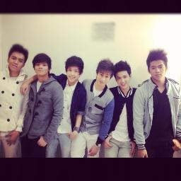 Super ChicserFan / Sana Followback na nila kami / Date na dumating ang Chicser sa Taguig 10-06-12 Admin by : @DenessBeah
