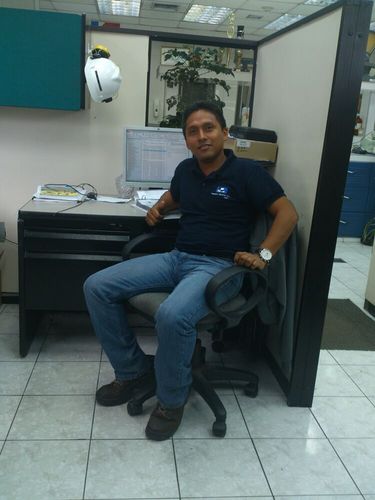 Ingeniero de Químico de nacimiento