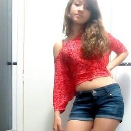 Ela é daquelas que tu gosta na primeira Se apaixona na segunda e perde a linha na terceira! ♫♫